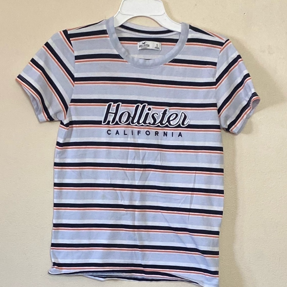 Hollister  striped crew neck short sleeves embroidered logo‎ tee Juniors small
